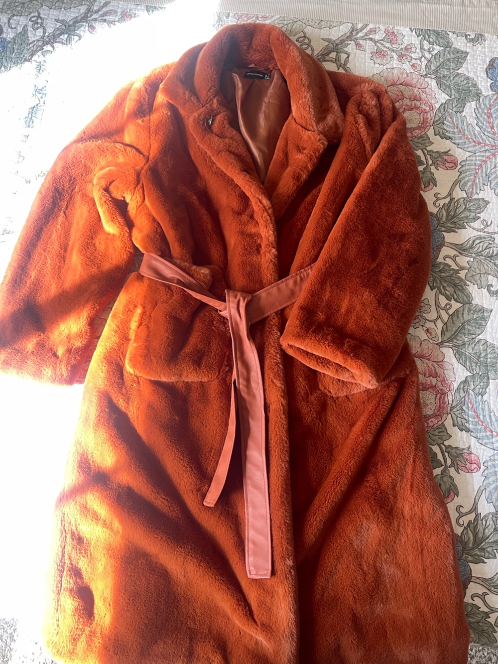 Pretty Little Thing Jacket - Picture 2 of 3